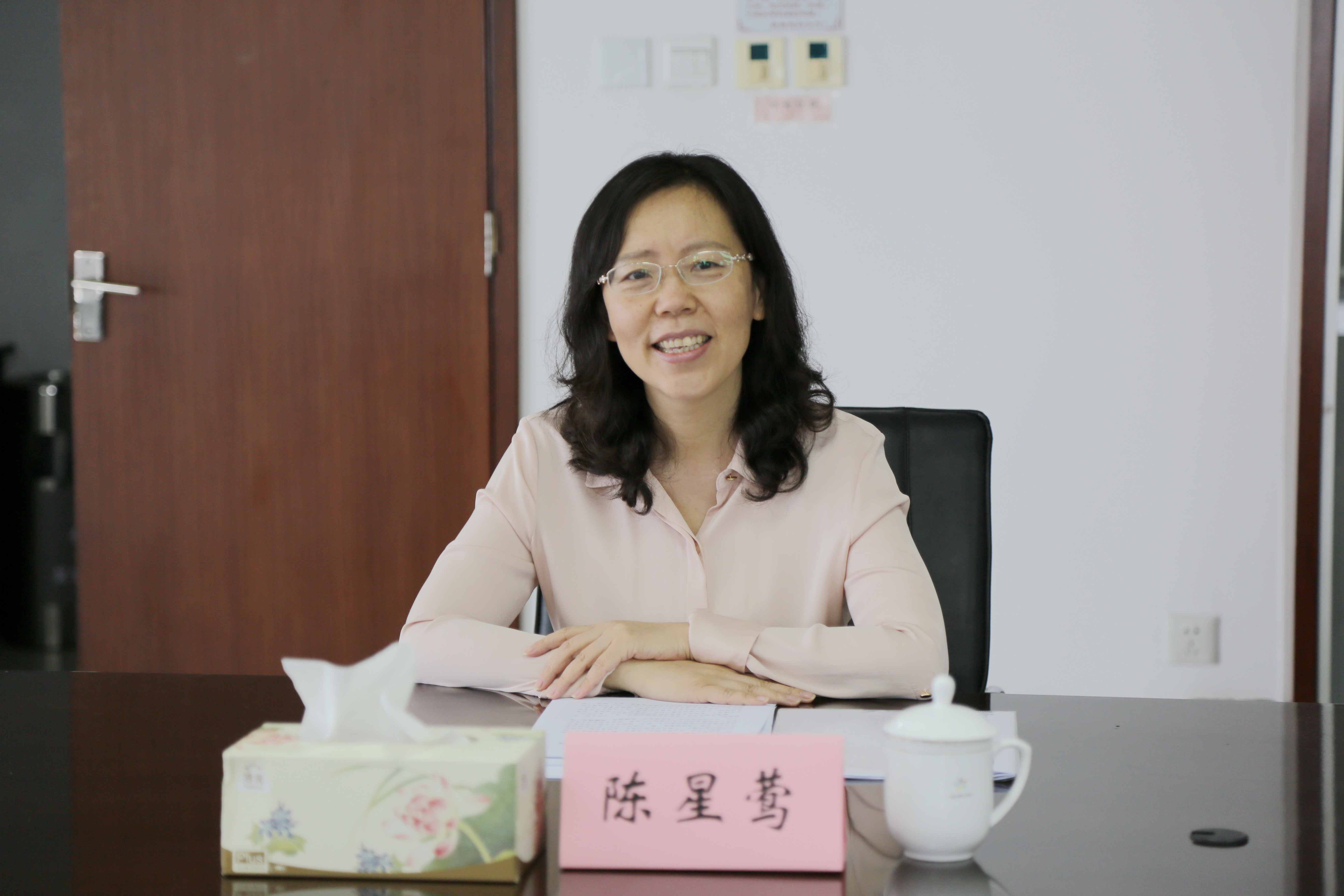 副省长陈星莺听取省体育局2019年上半年工作情况汇报